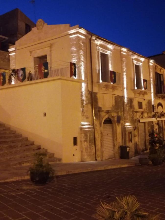 Bed and Breakfast Casa Dei Giurati Palazzolo Acreide Exterior foto